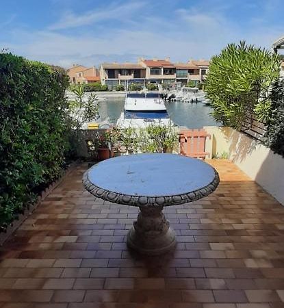 Villa Aux Capellans Sur La Marina Pour 4 Personnes - Vue Marina - Parking - Plage A 5 Min A Pied แซงต์-ซีเปรียง ภายนอก รูปภาพ