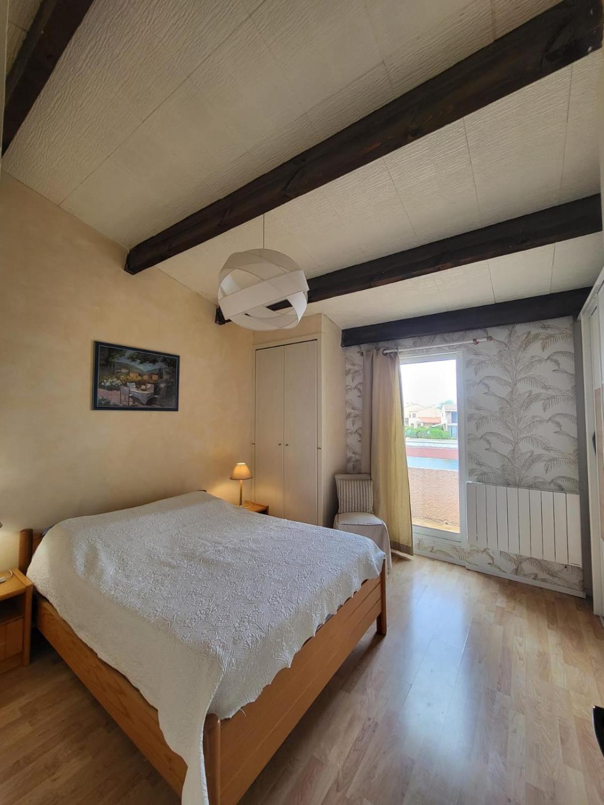 Villa Aux Capellans Sur La Marina Pour 4 Personnes - Vue Marina - Parking - Plage A 5 Min A Pied แซงต์-ซีเปรียง ภายนอก รูปภาพ
